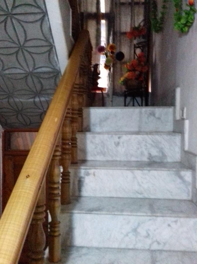 My Guest House Srinagar  Ngoại thất bức ảnh
